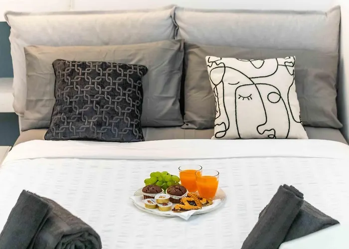 Апартаменты Duomo In 8 Stops Deluxe Loft *